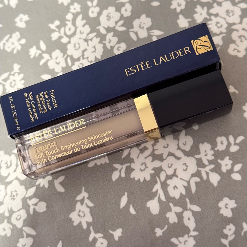 Estée Lauder soft touch brightening skincealer 0.5N